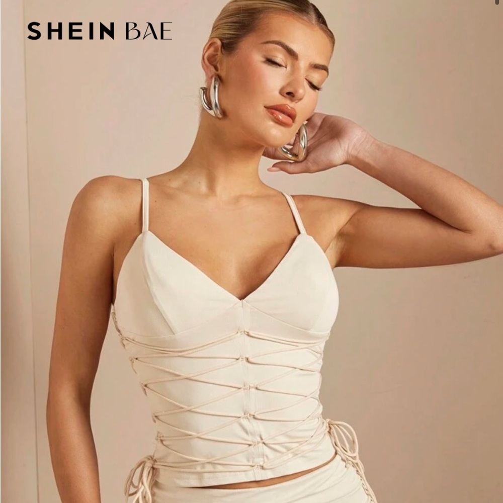 SHEIN Cream Strappy Design Top